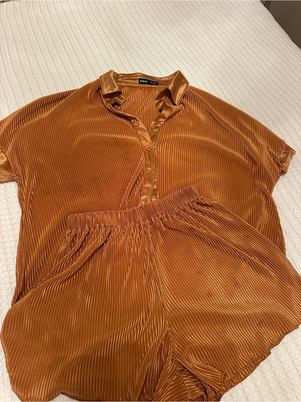 SHEIN Set - Picture 3 of 3